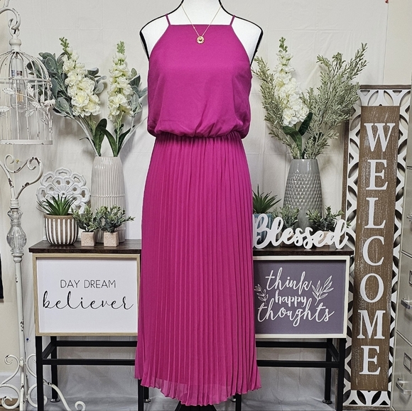 SAM EDELMAN | CHIFFON PLEATED SLEEVELESS MIDI DRESS- FUCHSIA PINK - Picture 3 of 16